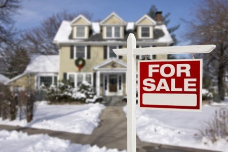 Buying a connecticut home during the winter pros and cons